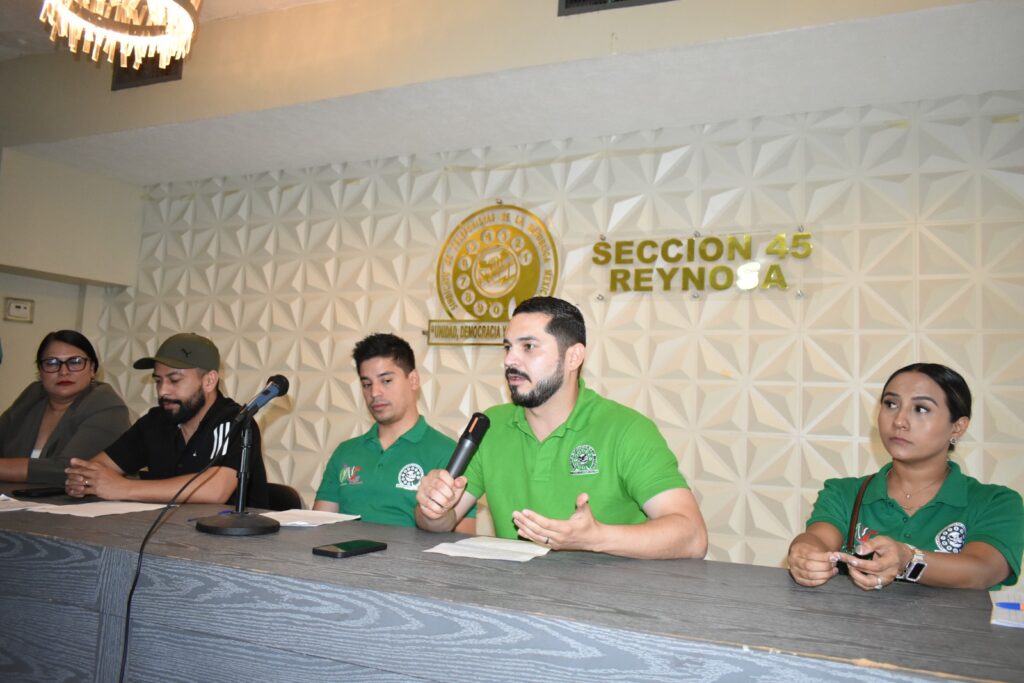 Julio Orozco, encabezó la sesión-mitin del Sindicato de Telefonistas 